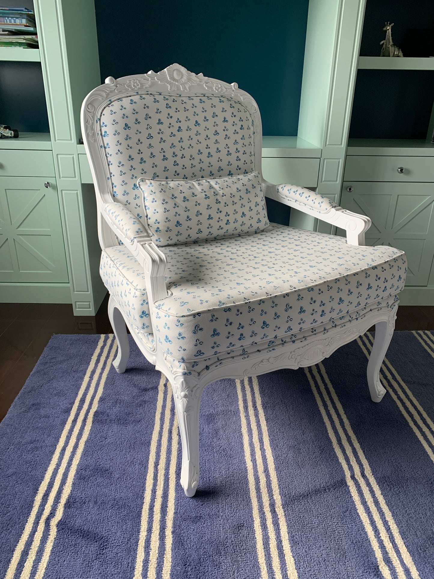 Occasional armchair