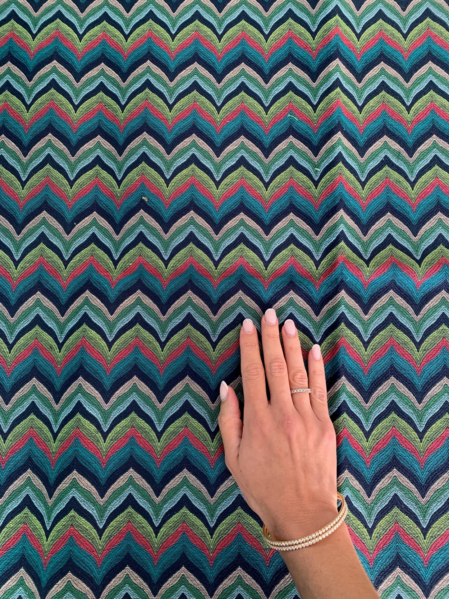 Zig zag Woven Fabric Remnant