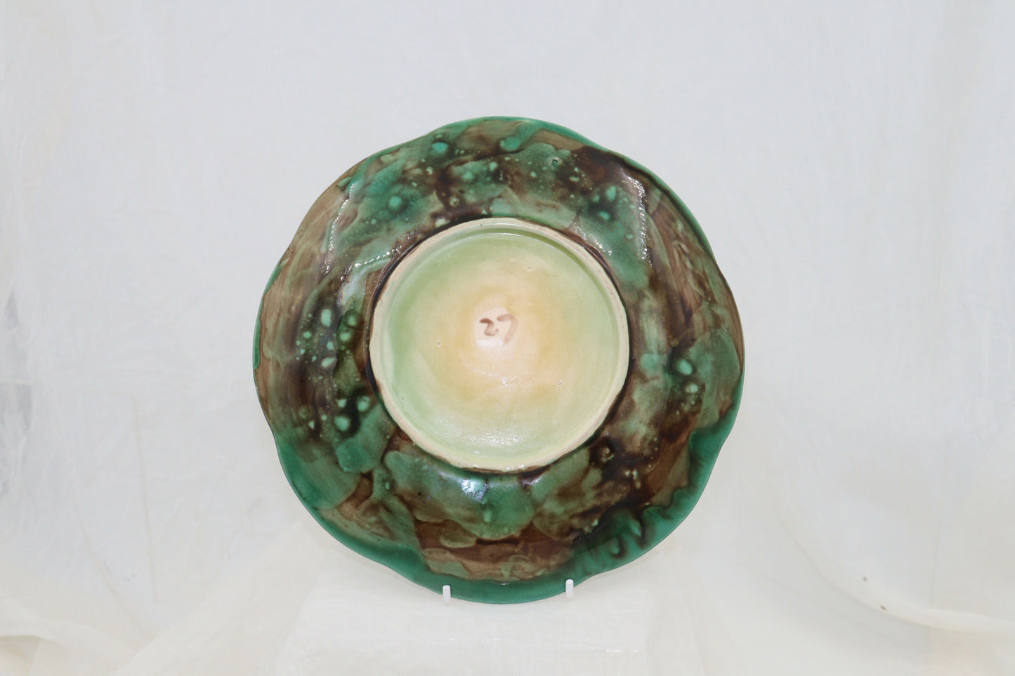 Majolica water lily plate