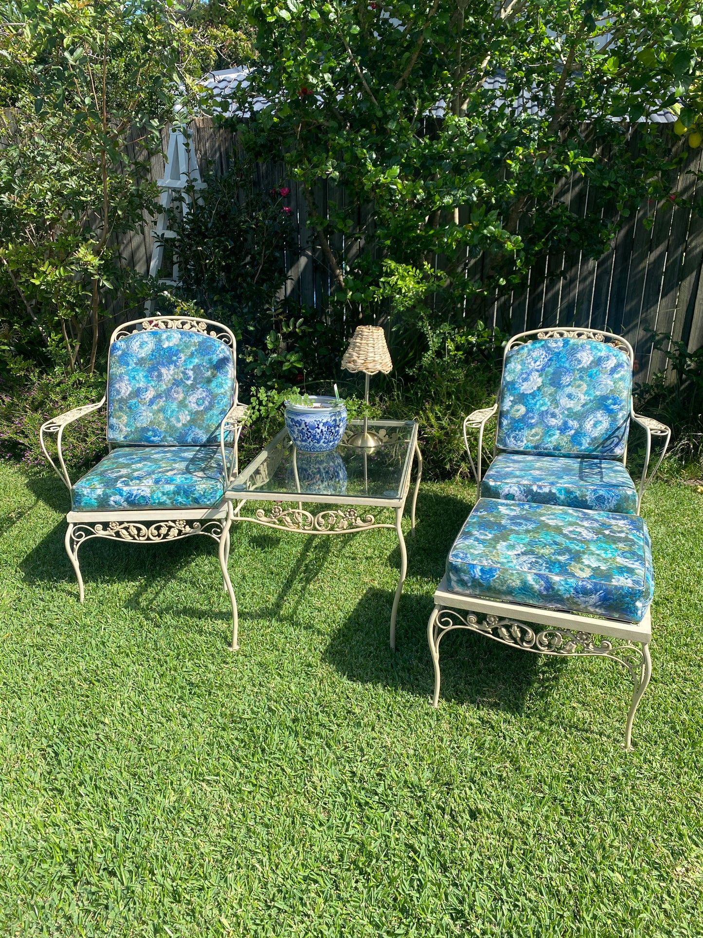 Vintage Retro Outdoor Setting