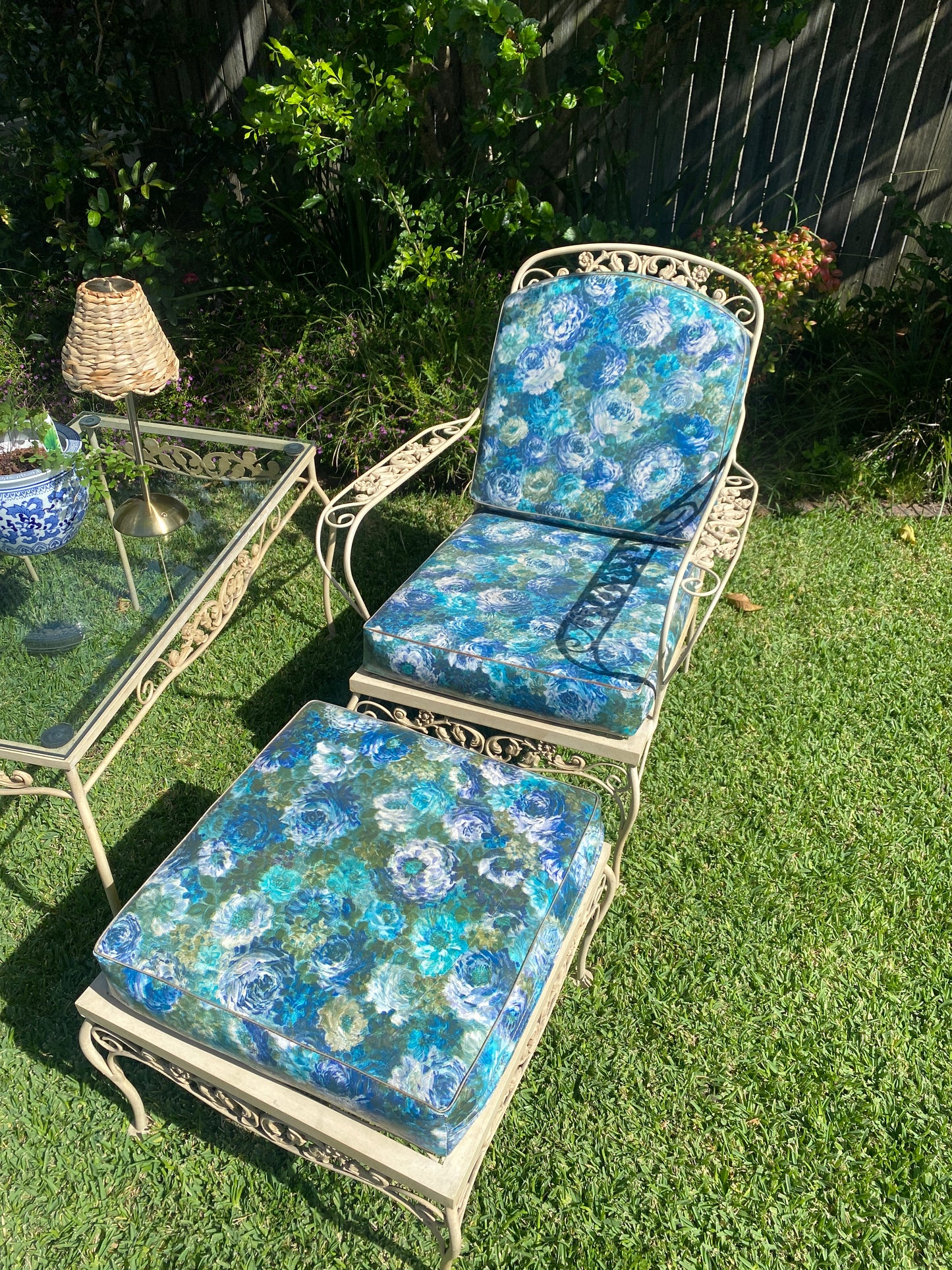Vintage Retro Outdoor Setting