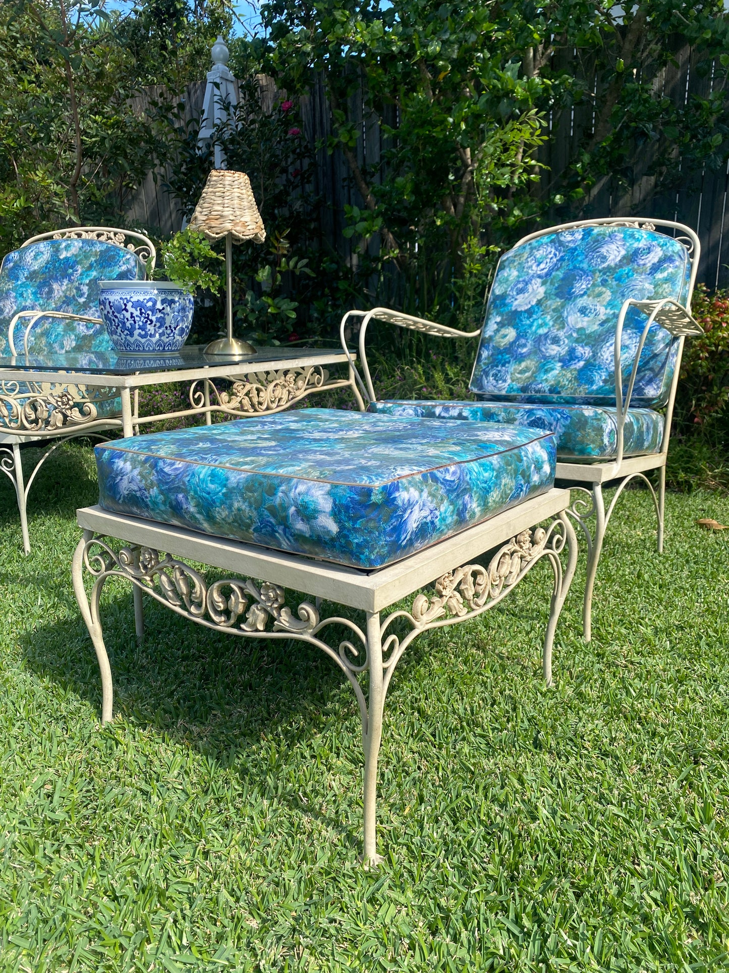 Vintage Retro Outdoor Setting