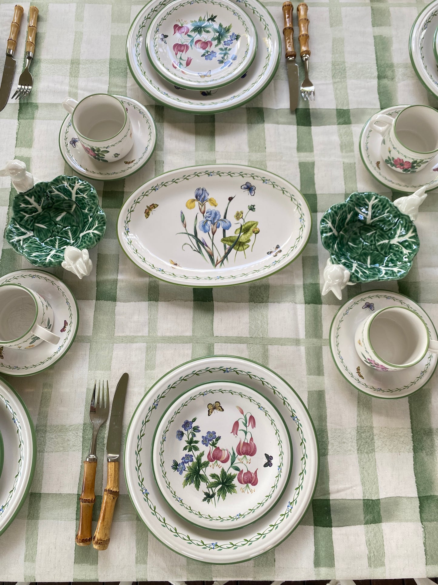 Small green cabbage bowls with bunny's