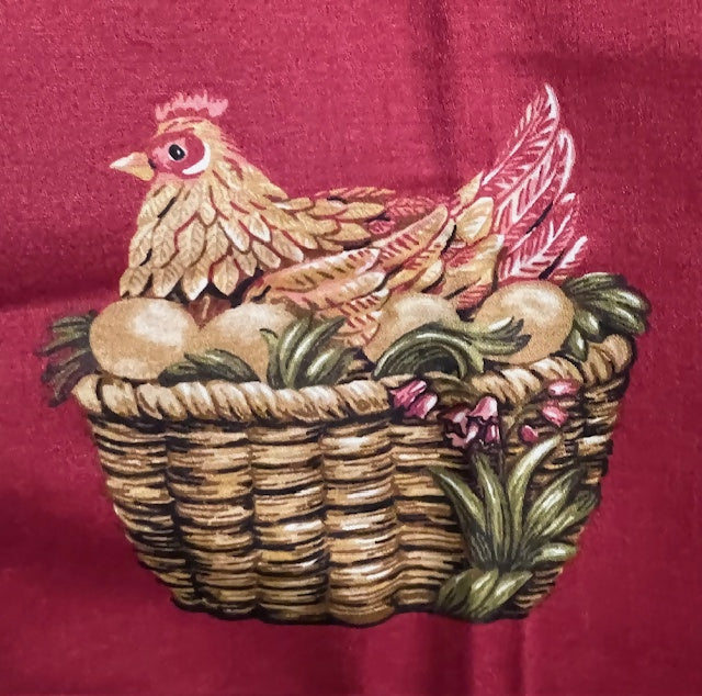 Majolica hen