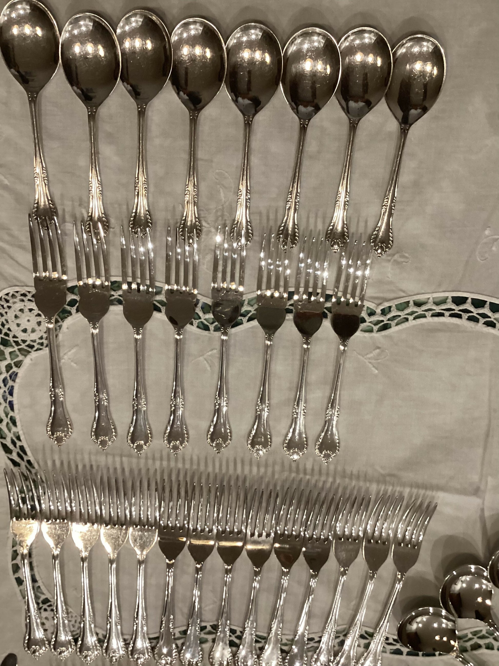 2EF9FF64-BFA1-4523-B344-1B7281B09194