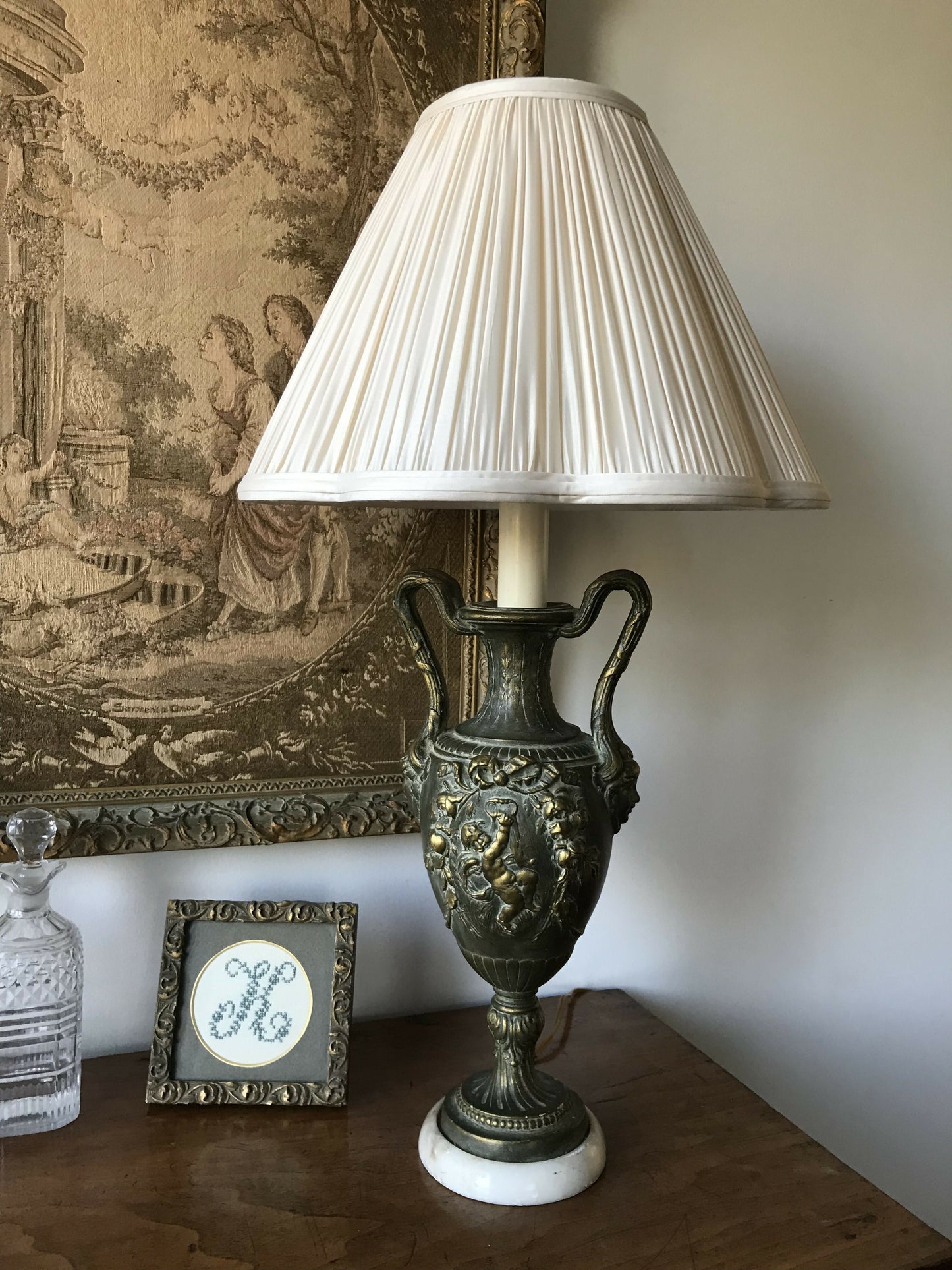 Classical Urn Lamp with Silk Shade