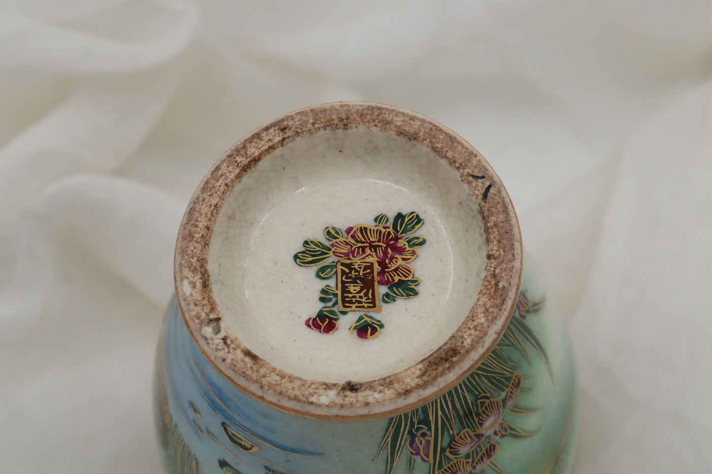 Small Japanese Satsuma hand painted vase