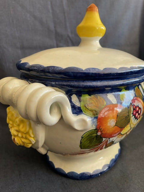 Tureen 3