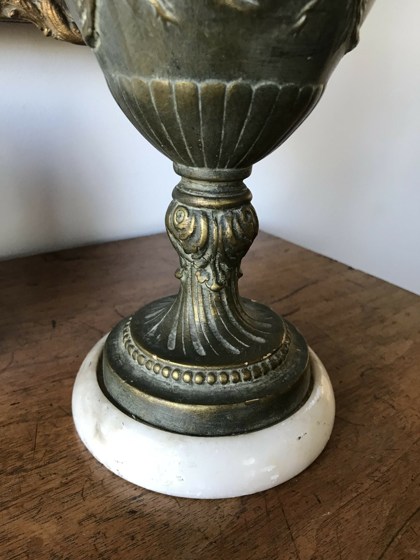 Classical Urn Lamp with Silk Shade