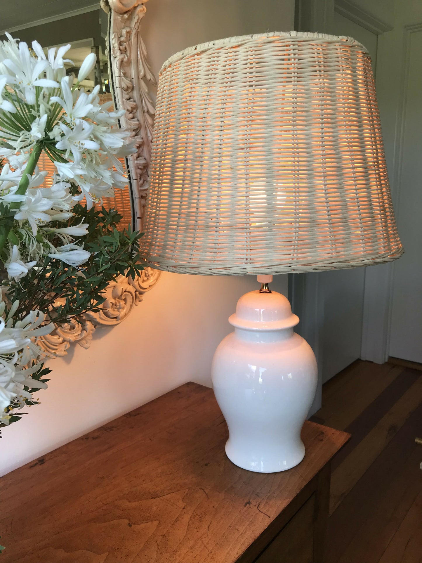 Classic Ginger Jar Lamp Base