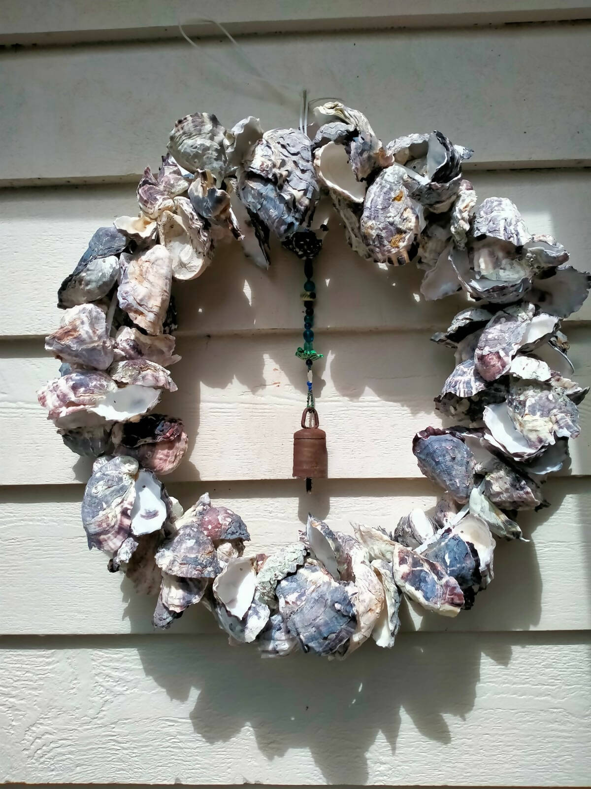 Large Oyster Wreath
