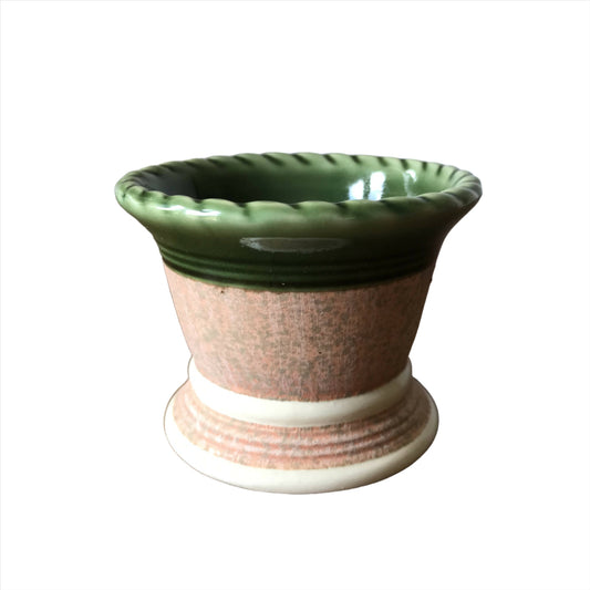 Small Majolica pot