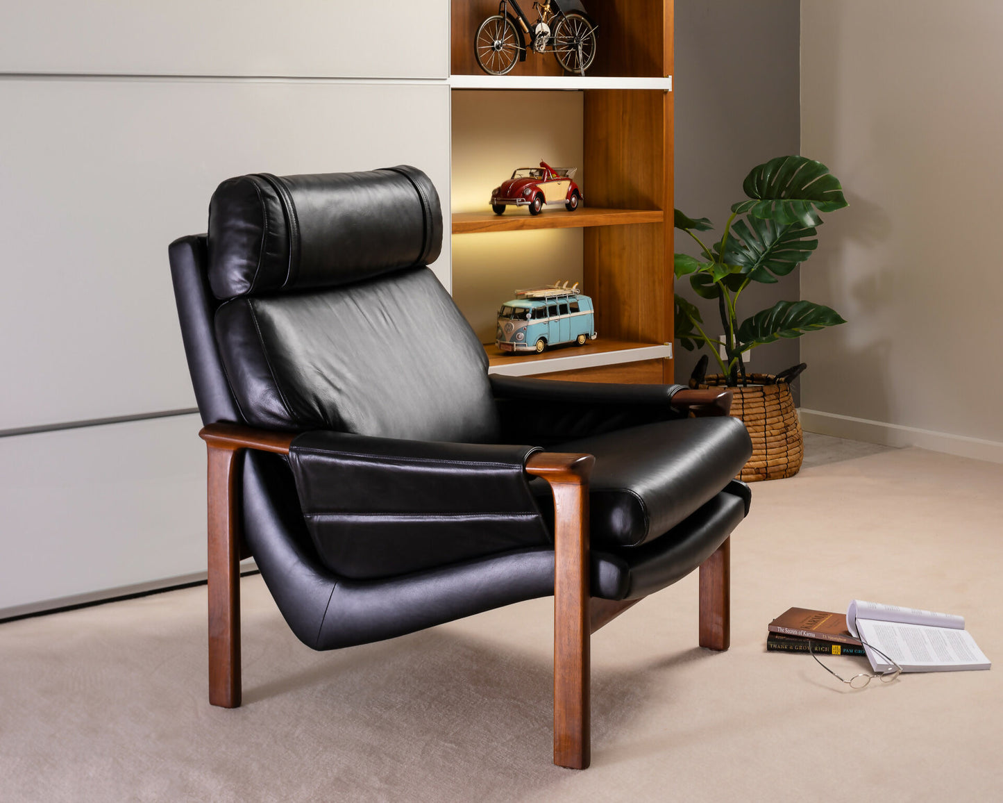 Tessa T21 Armchair