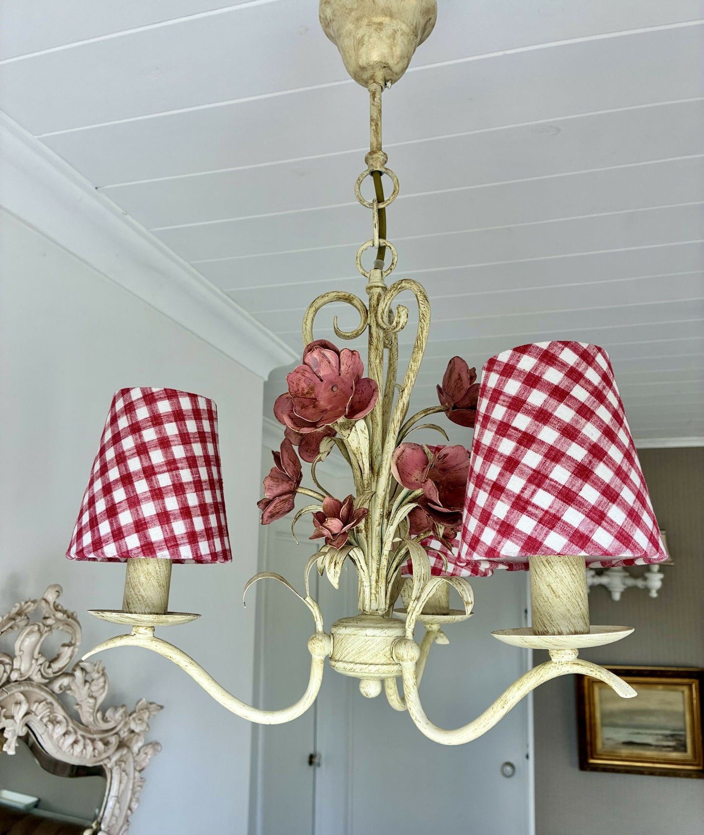 Tole Chandelier with shades