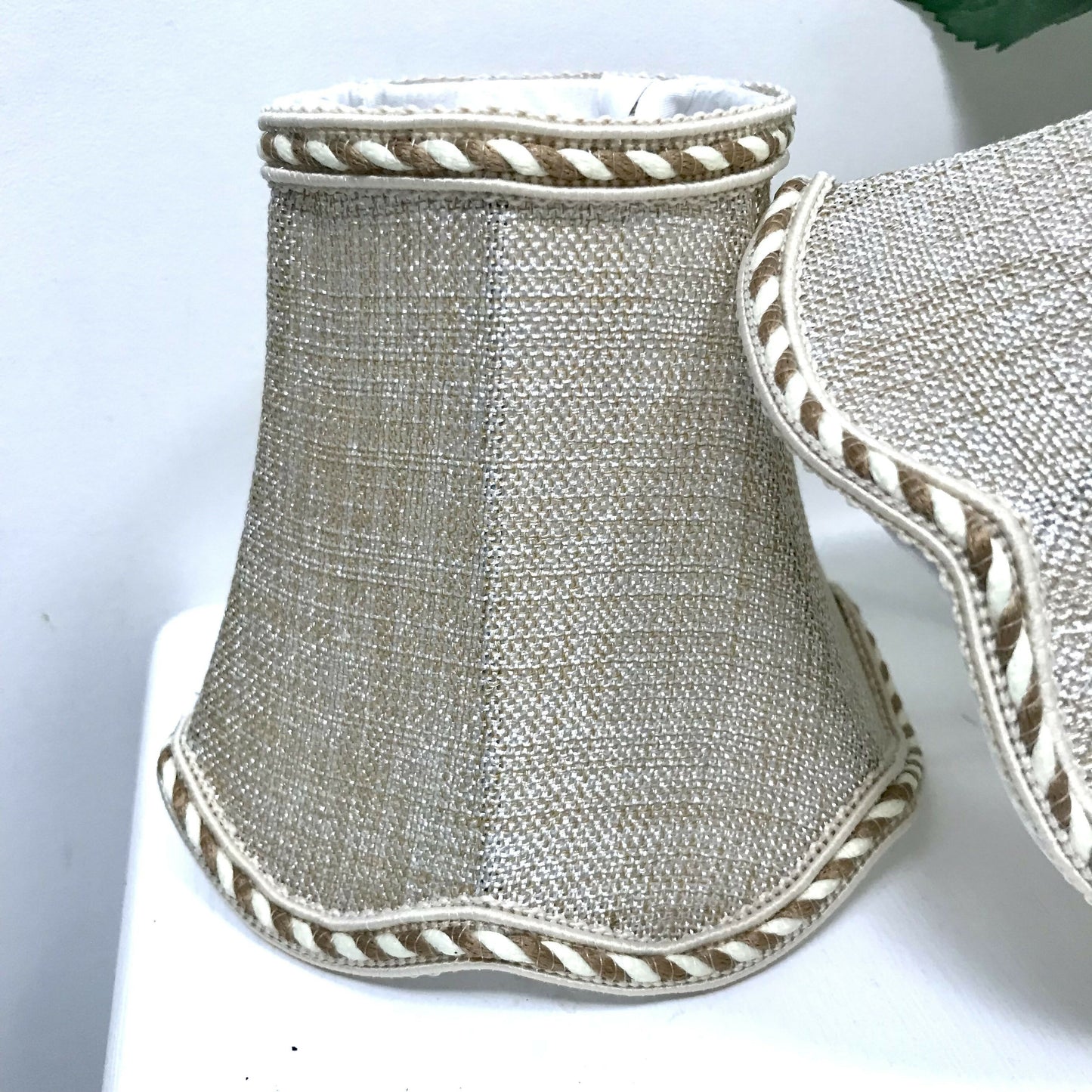 Scalloped clip on shades