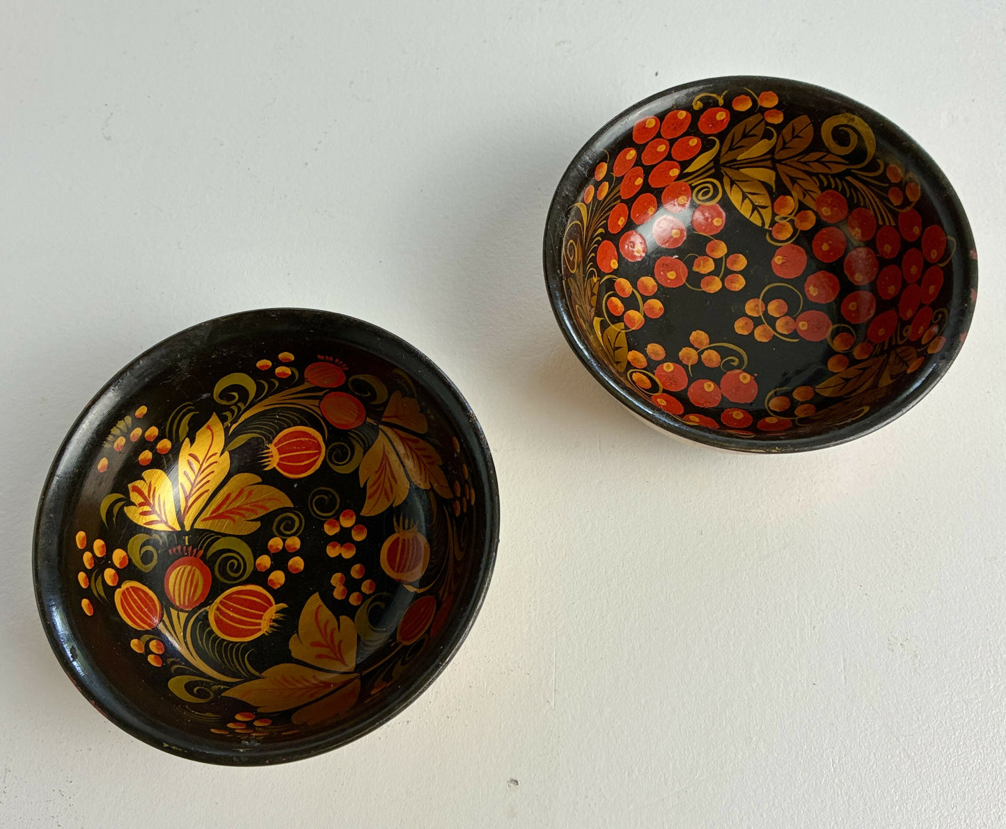 Pair of Khokhloma folk art dishes