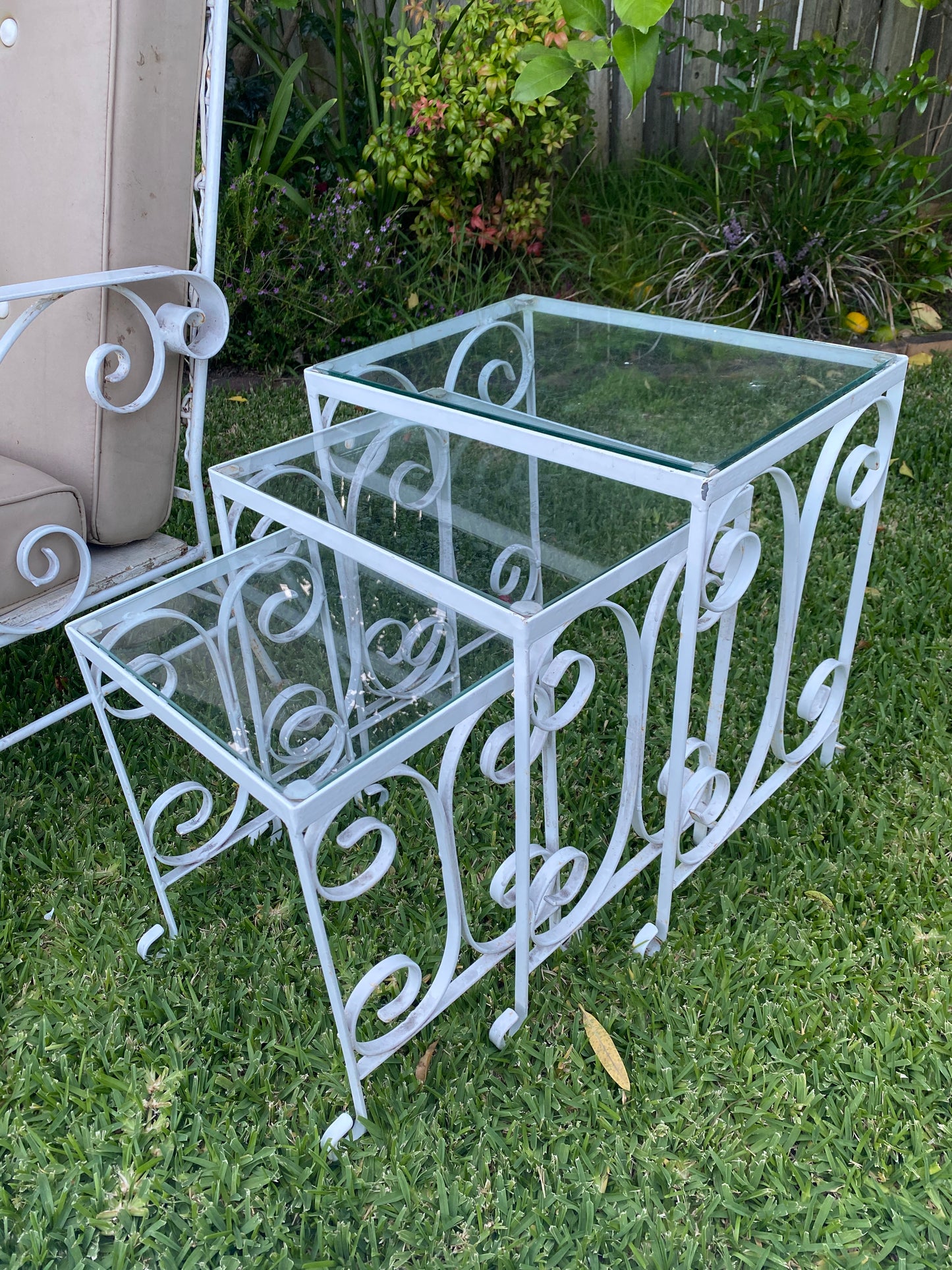 Retro heavy metal patio furniture set