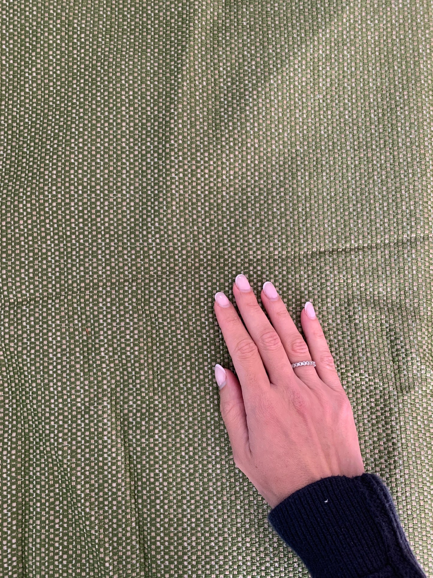 Outdoor plain Green Woven Fabric Remnant