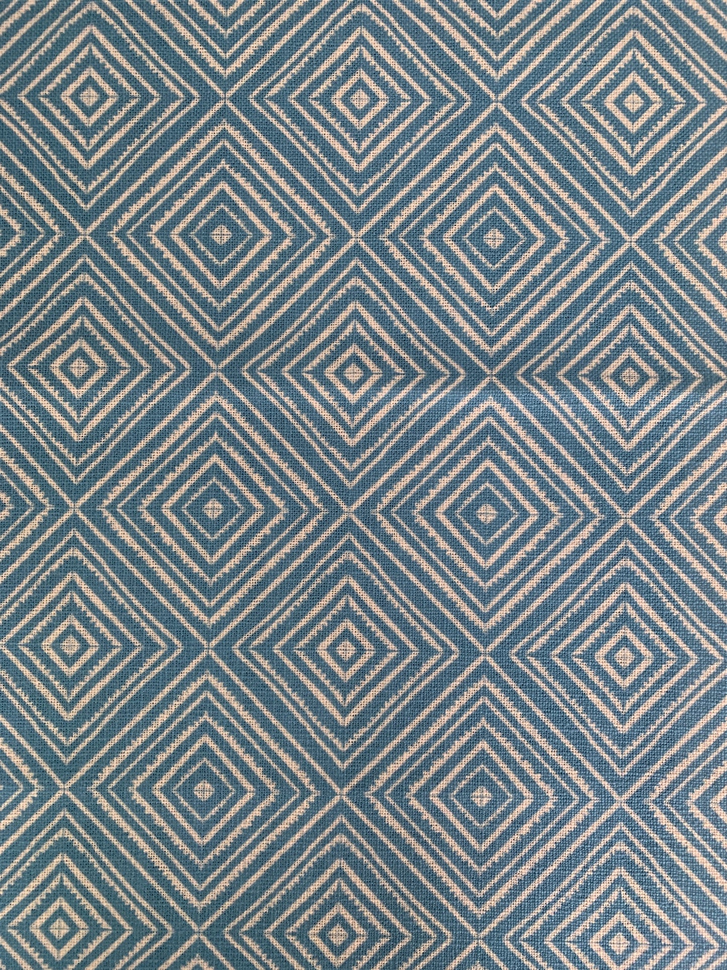 Square geometric Fabric Remnant