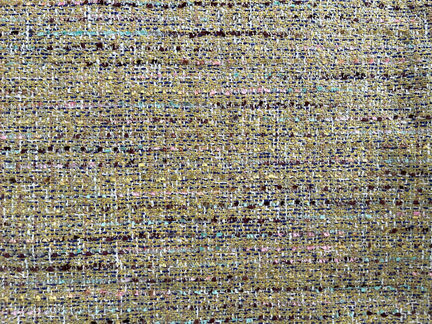 Etamine Multi-coloured boucle Fabric Remnant