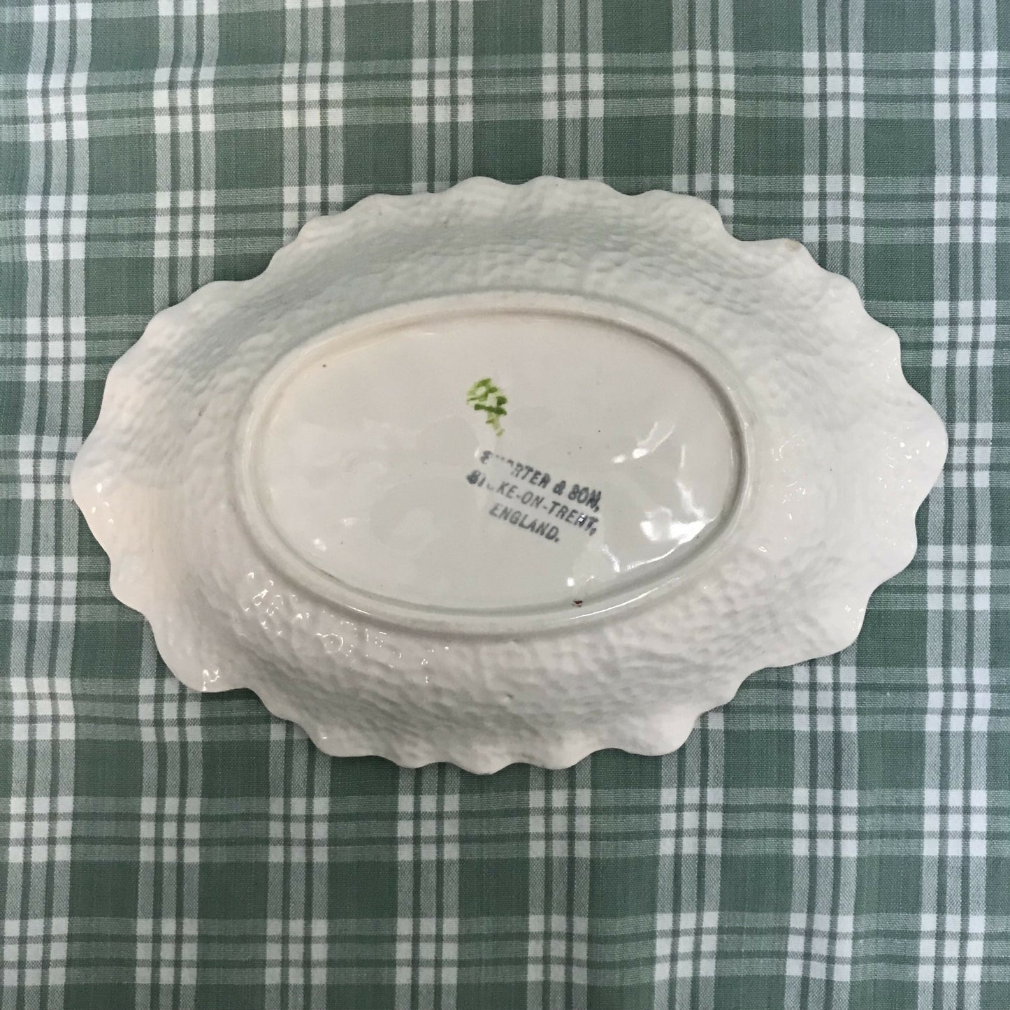 Shorter & Son cabbage leaf bowl