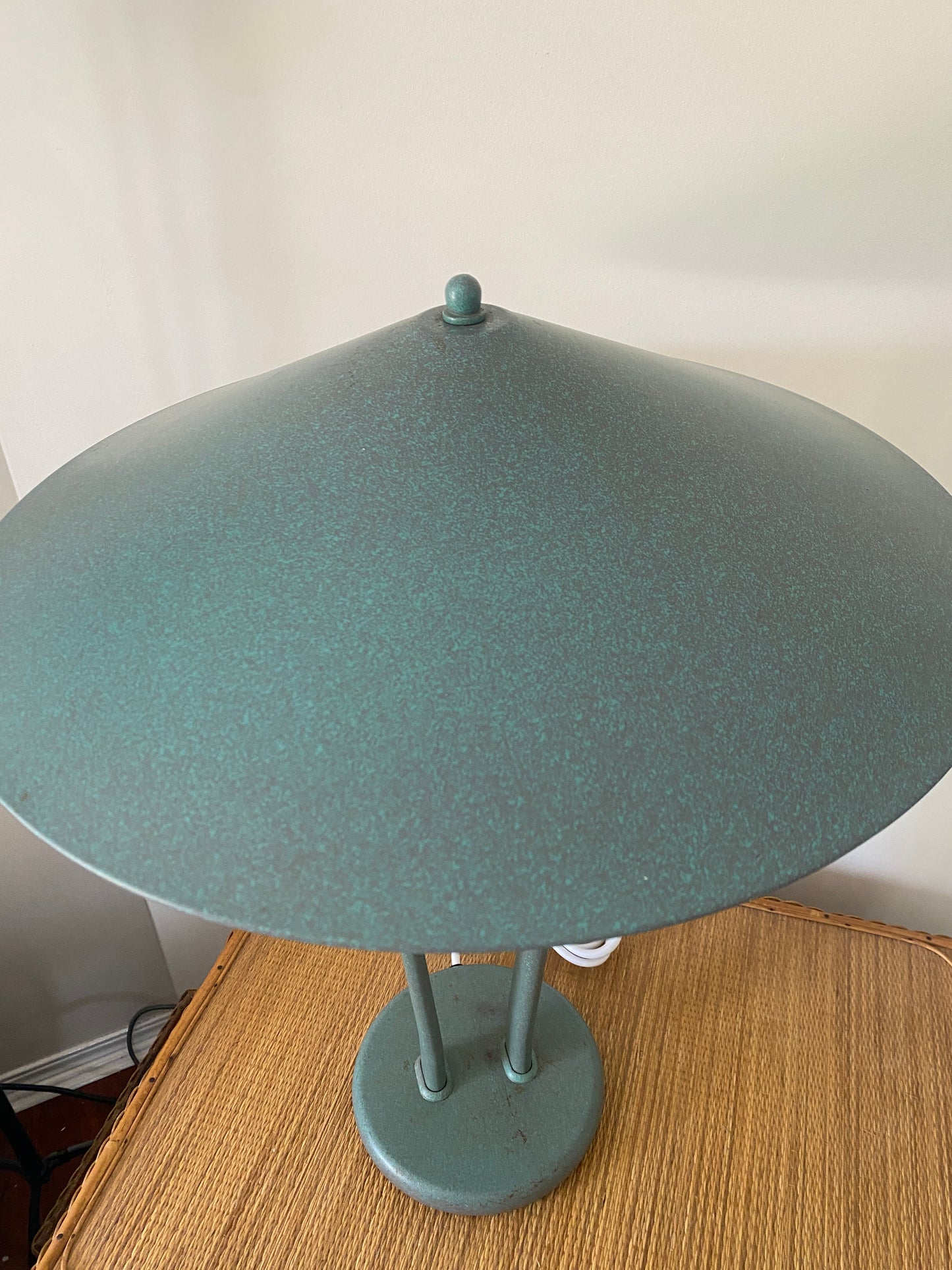 Mod Metal Table Lamp