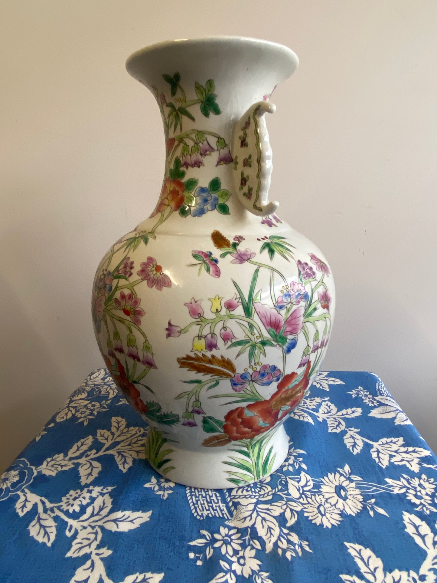 Vintage Chinoiserie Floral Vase