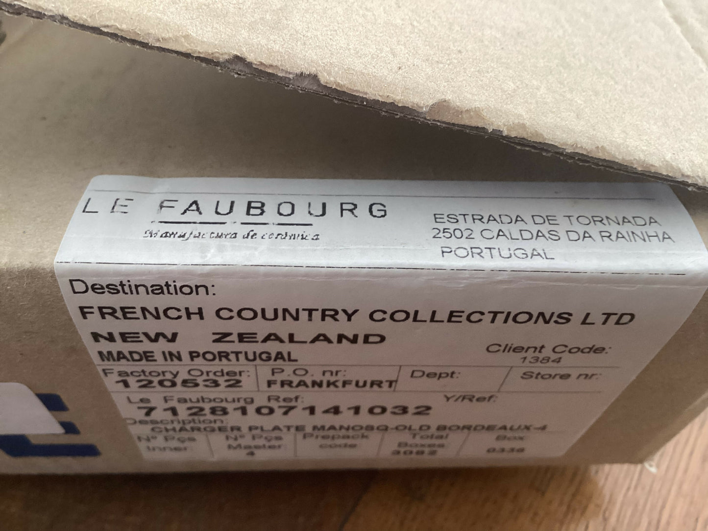 Le Farbourg, Portuguese Charger Plates x 8