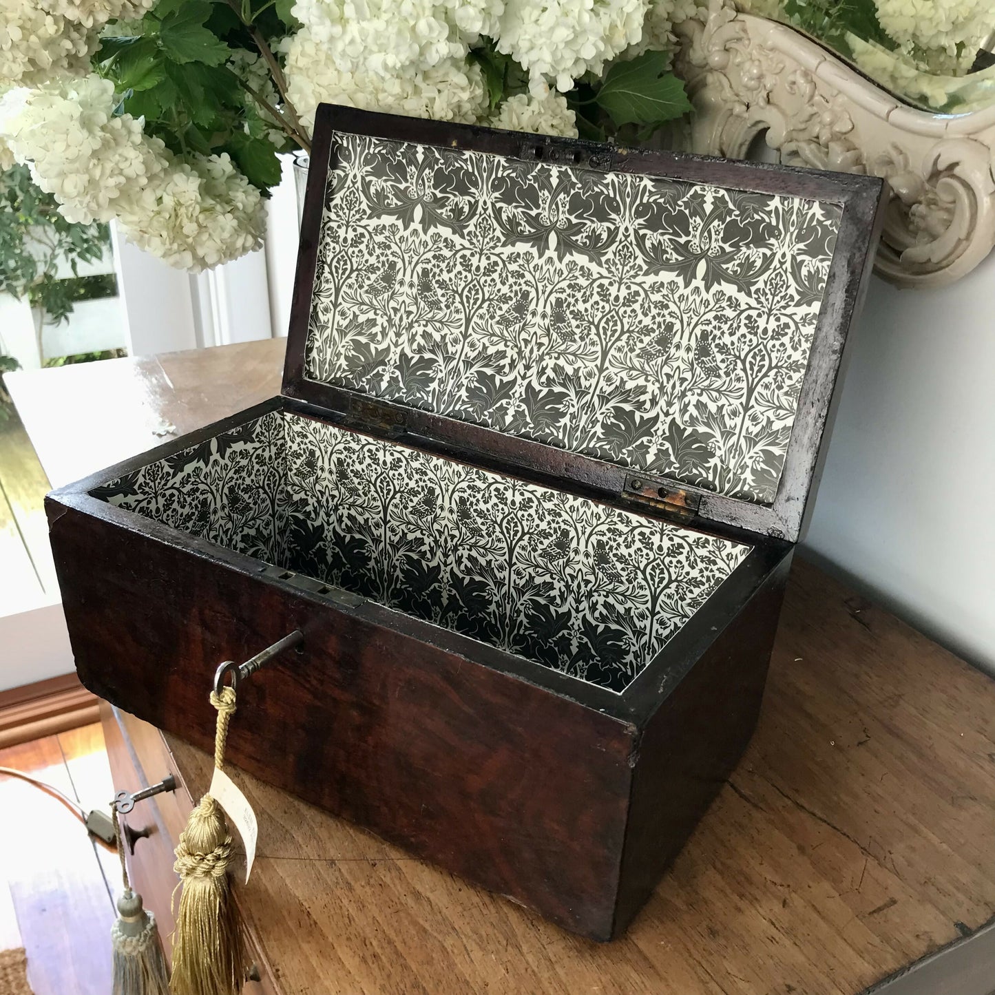 Sarcophagus Tea Caddy Box