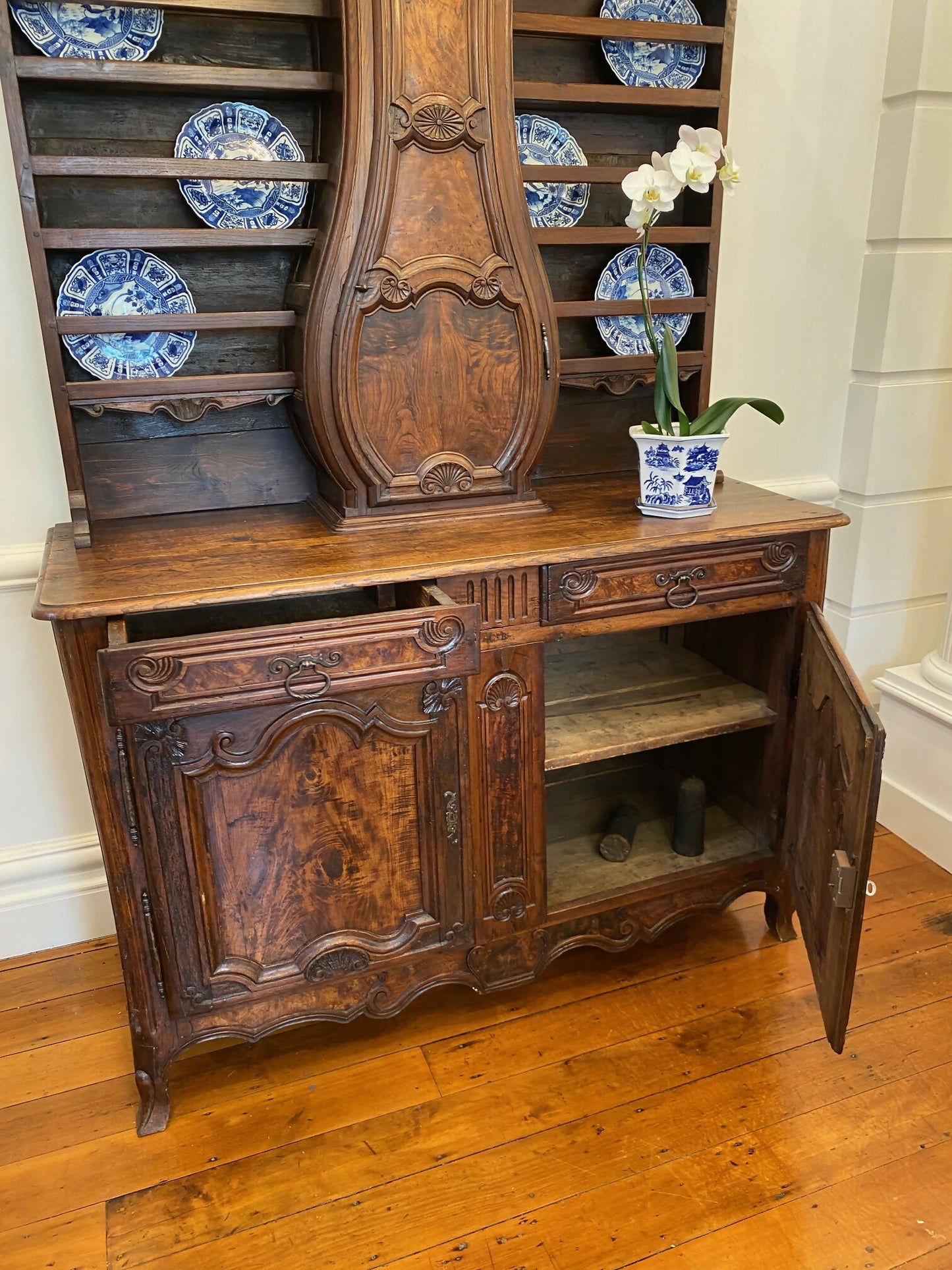 18th Century Walnut and Oak Buffet Vaisellier with Clock