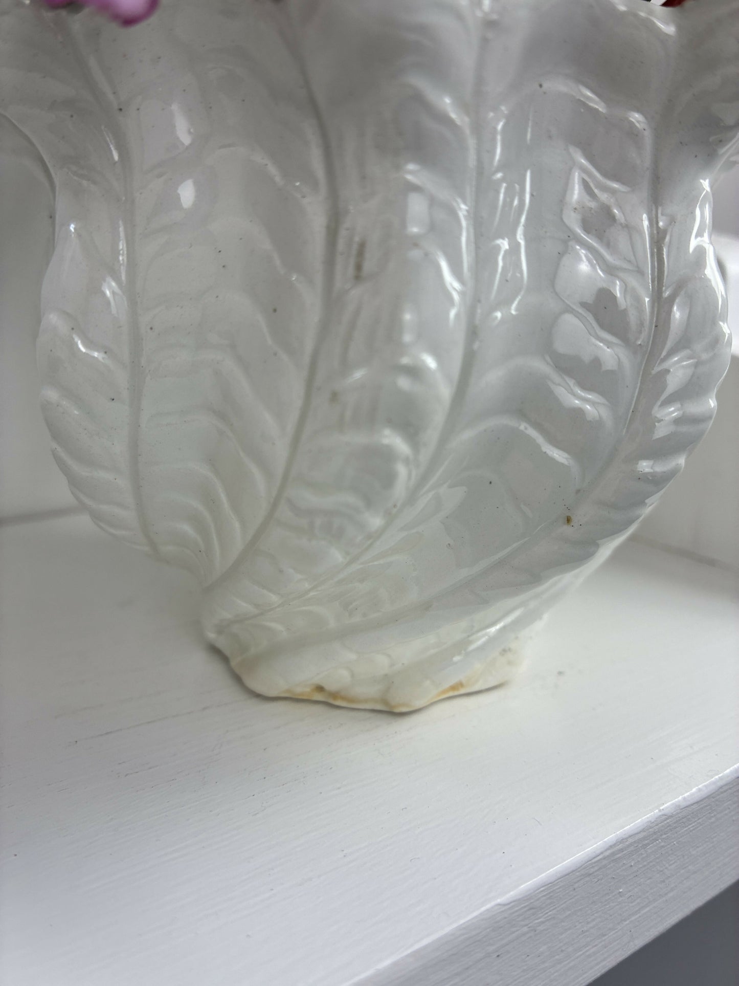 Shell shaped Pot