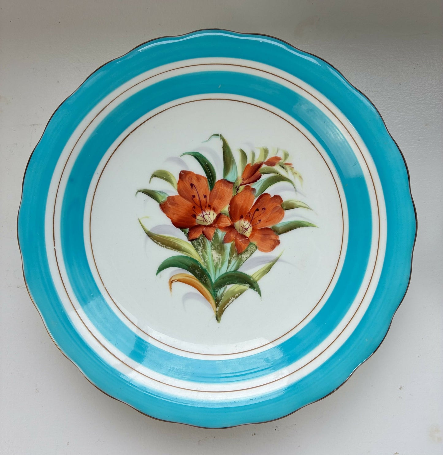 Lilies handpainted comport tazzer