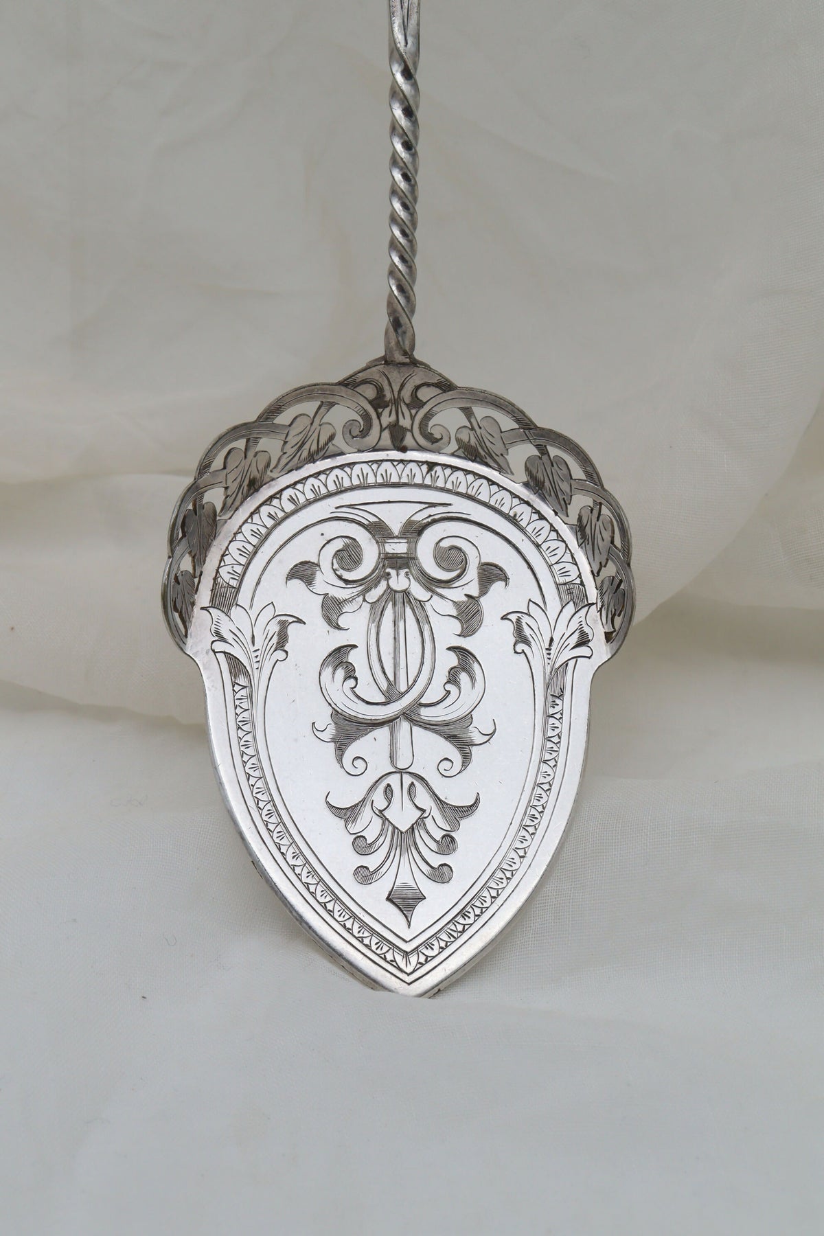 Victorian engraved silver plated cake or dessert slice