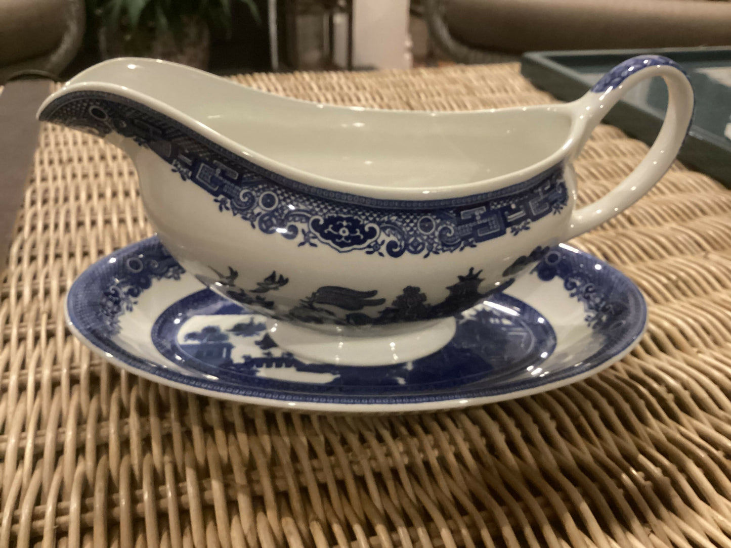 Willow Pattern Gravy Boat, Johnson Bros, England