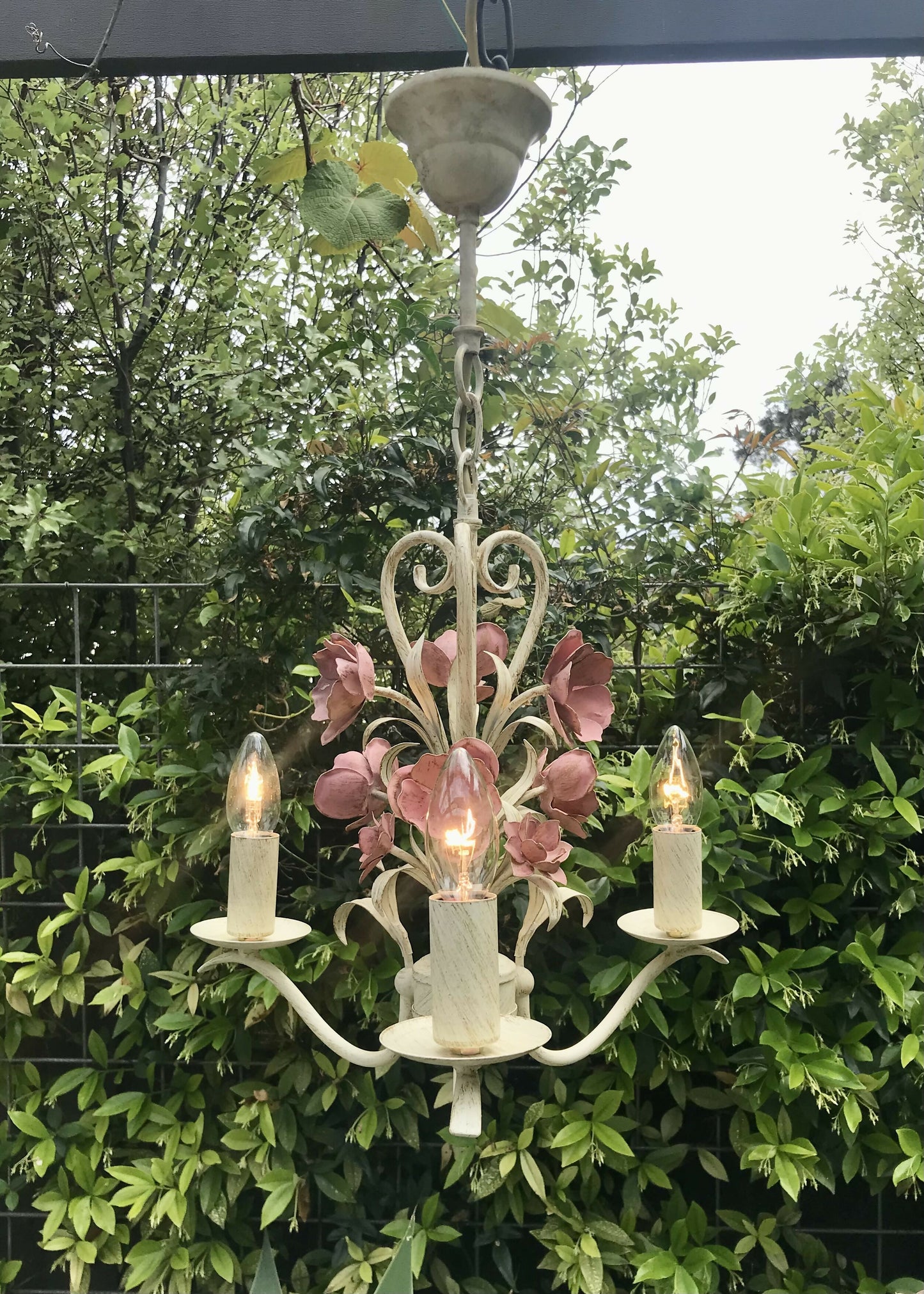 Tole Chandelier with shades