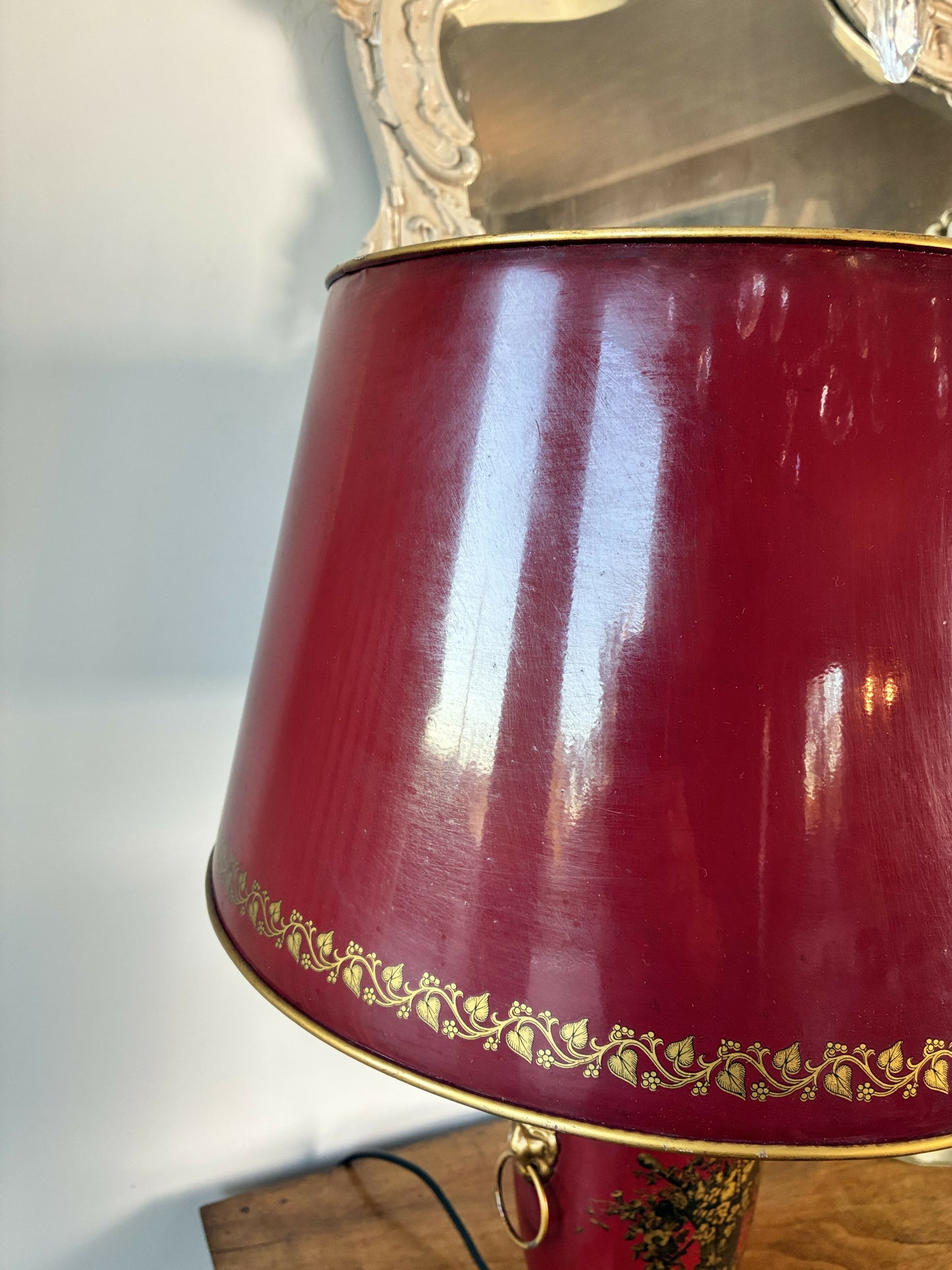 Italian Toleware Lamp