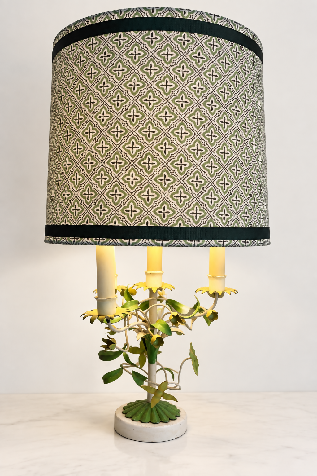 Buttercup Tole Lamp