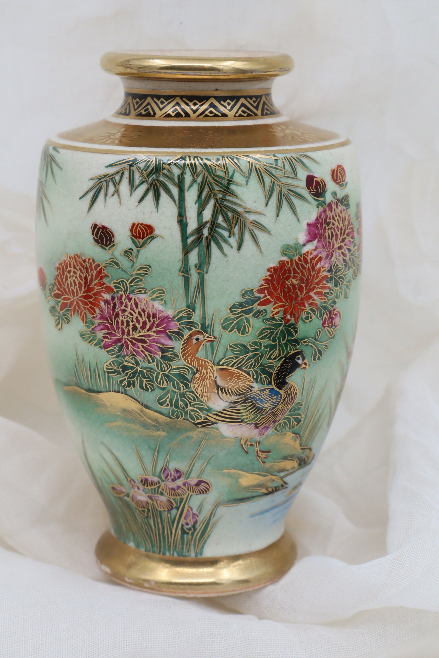 Small Japanese Satsuma hand painted vase