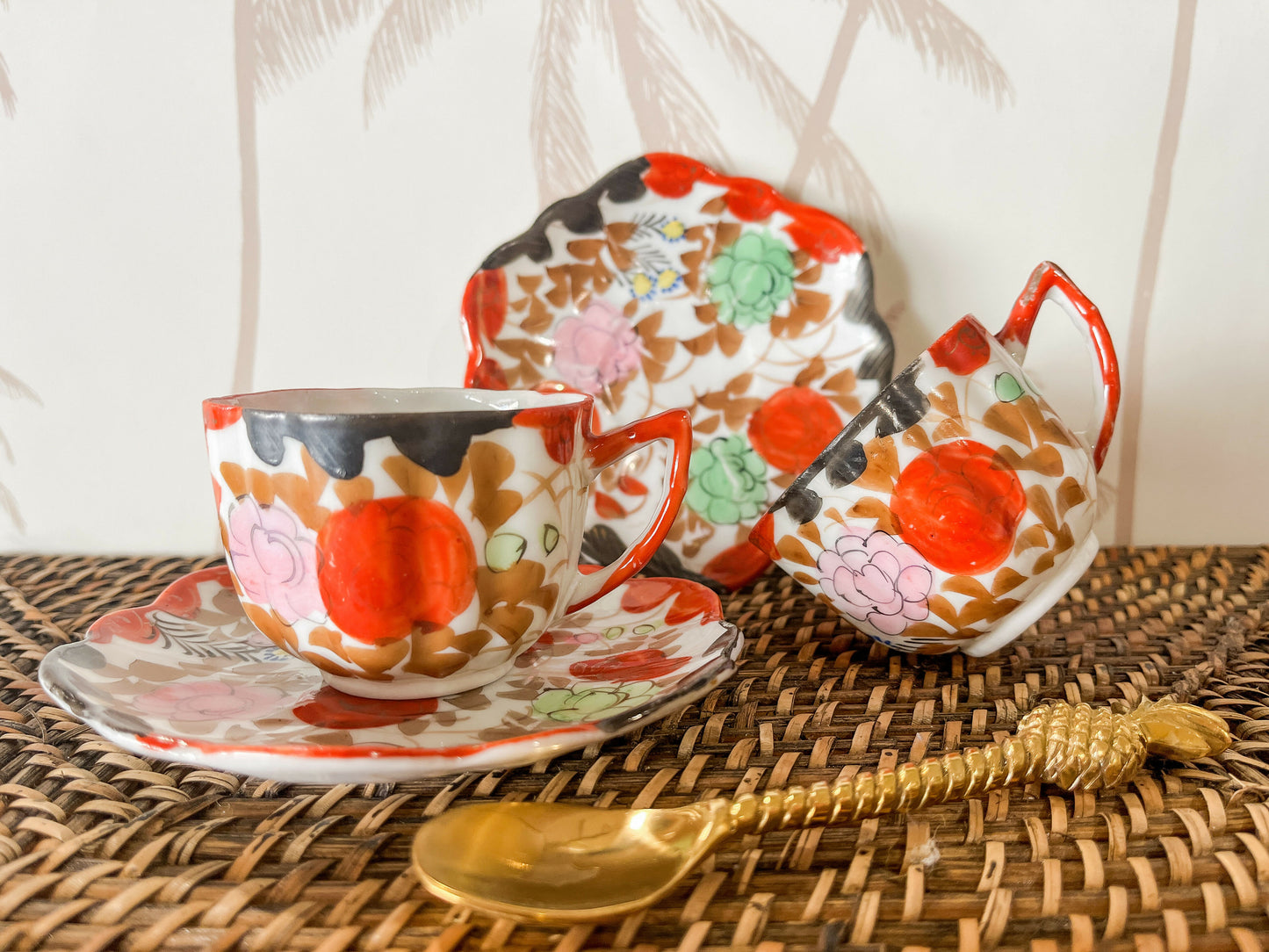 Vintage Japanese Imari Hand Painted Floral Porcelain Tea Cup & Saucer Set of 2