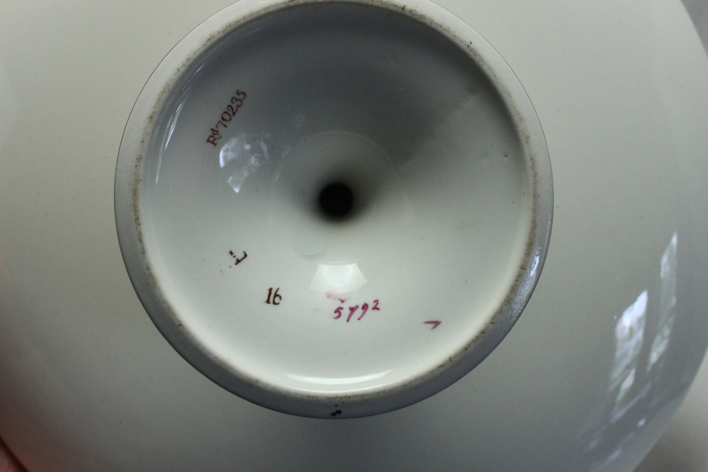 Brown-Westhead and Moore comport decorated with pansies and cyclamen