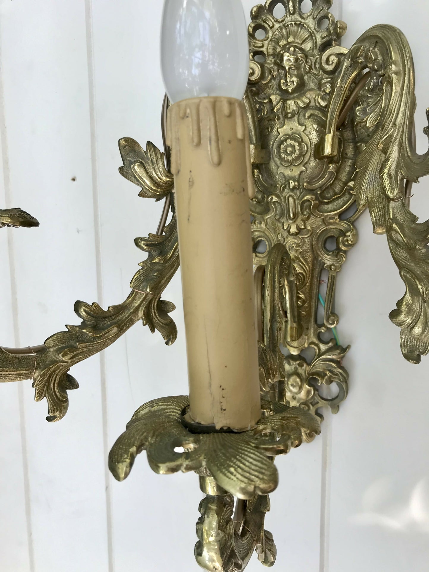 Ornate Brass 3 arm Wall Sconce