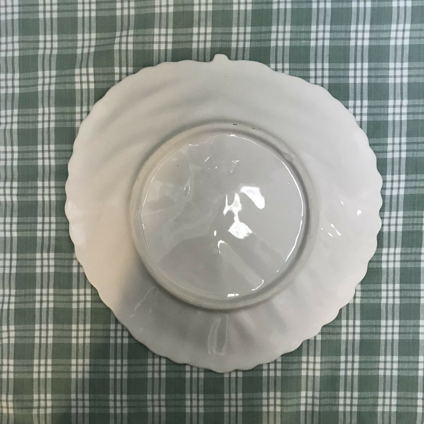 Medium white Italian Majolica Platter