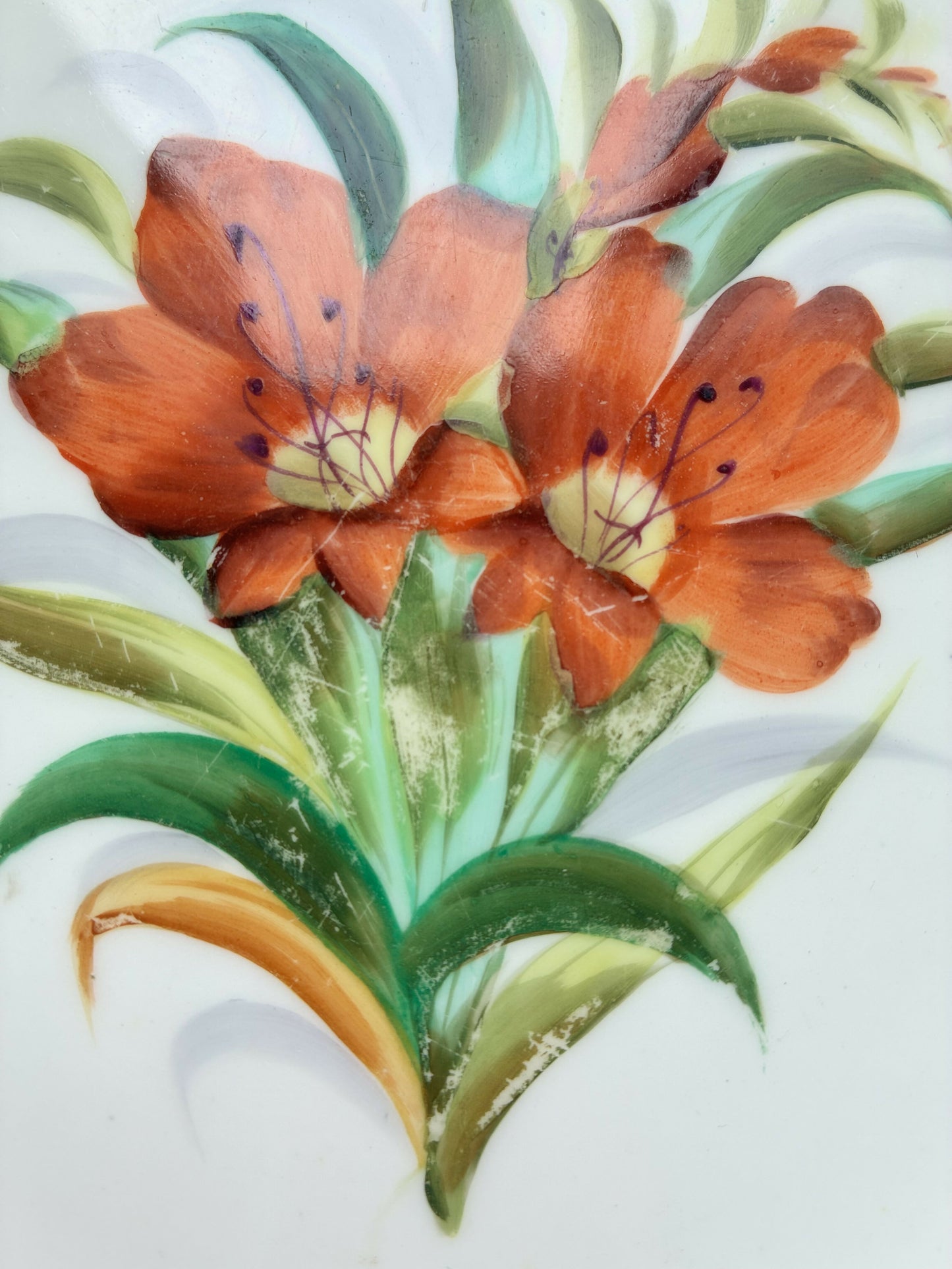 Lilies handpainted comport tazzer