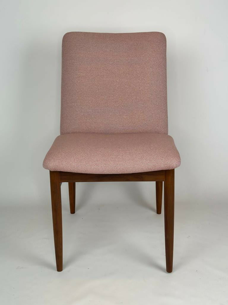 Parker 118 Chair