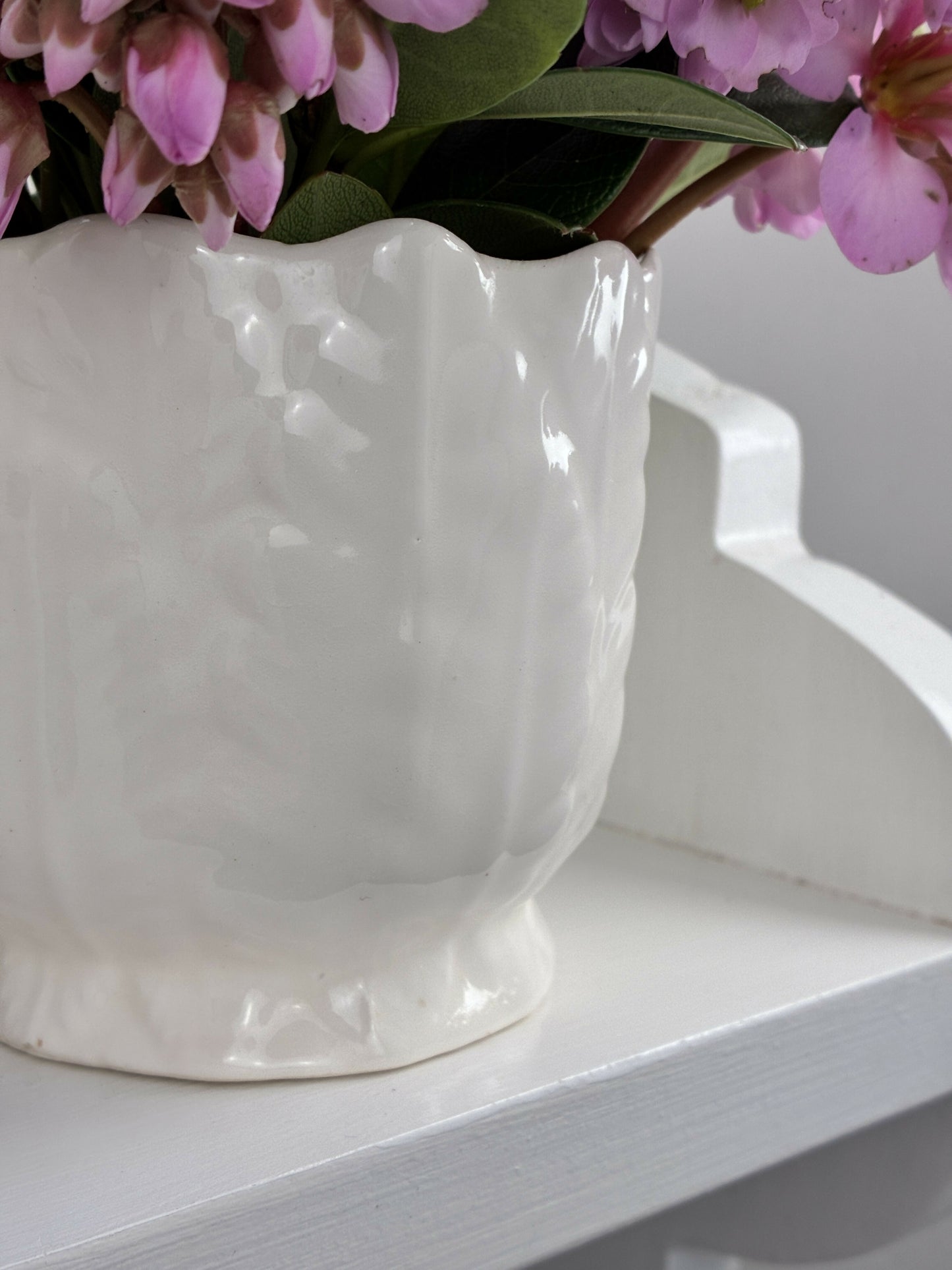 Small white leaf Cache Pot