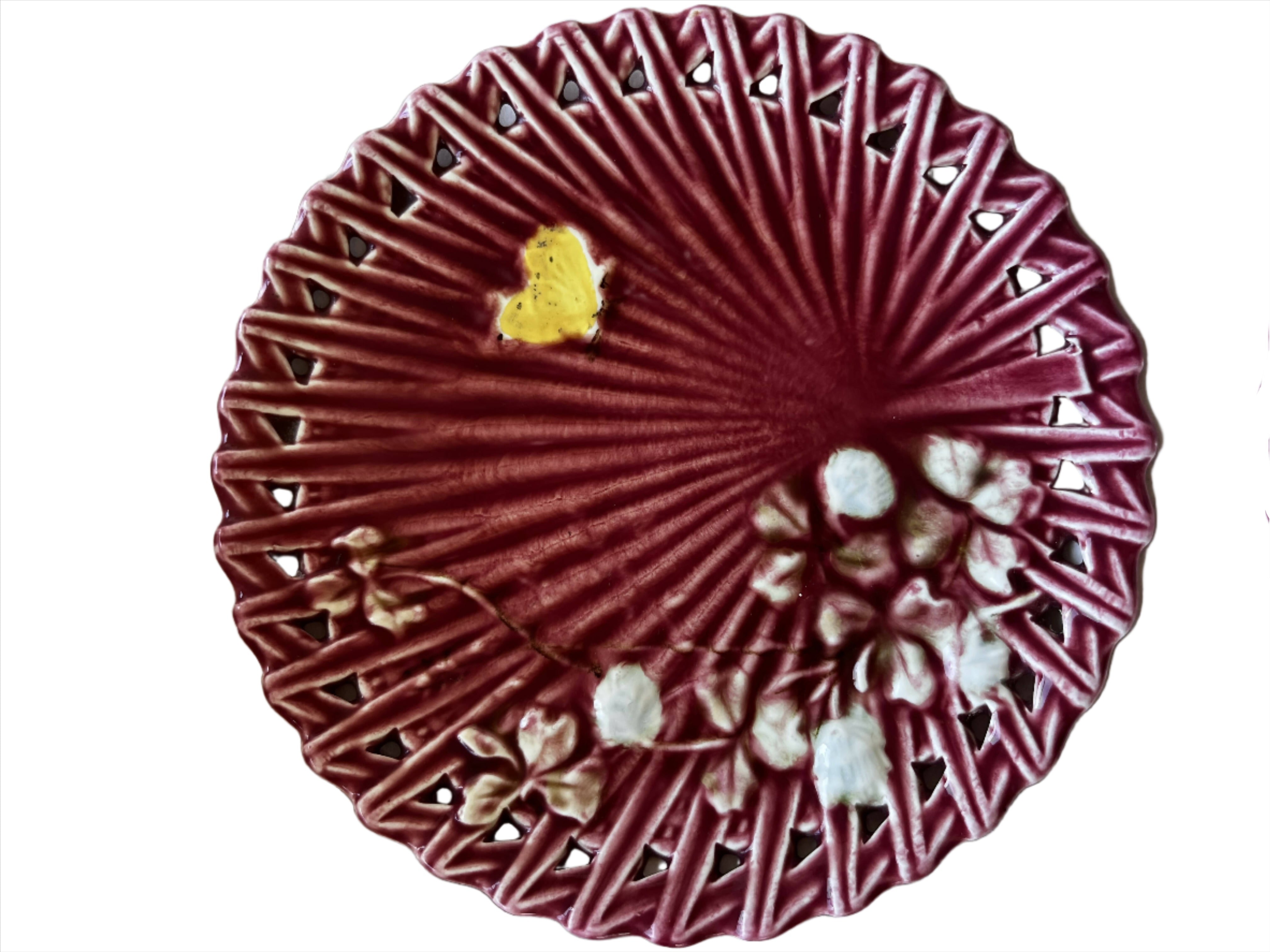 Vintage Majolica lattice edged plate set – Antiquely