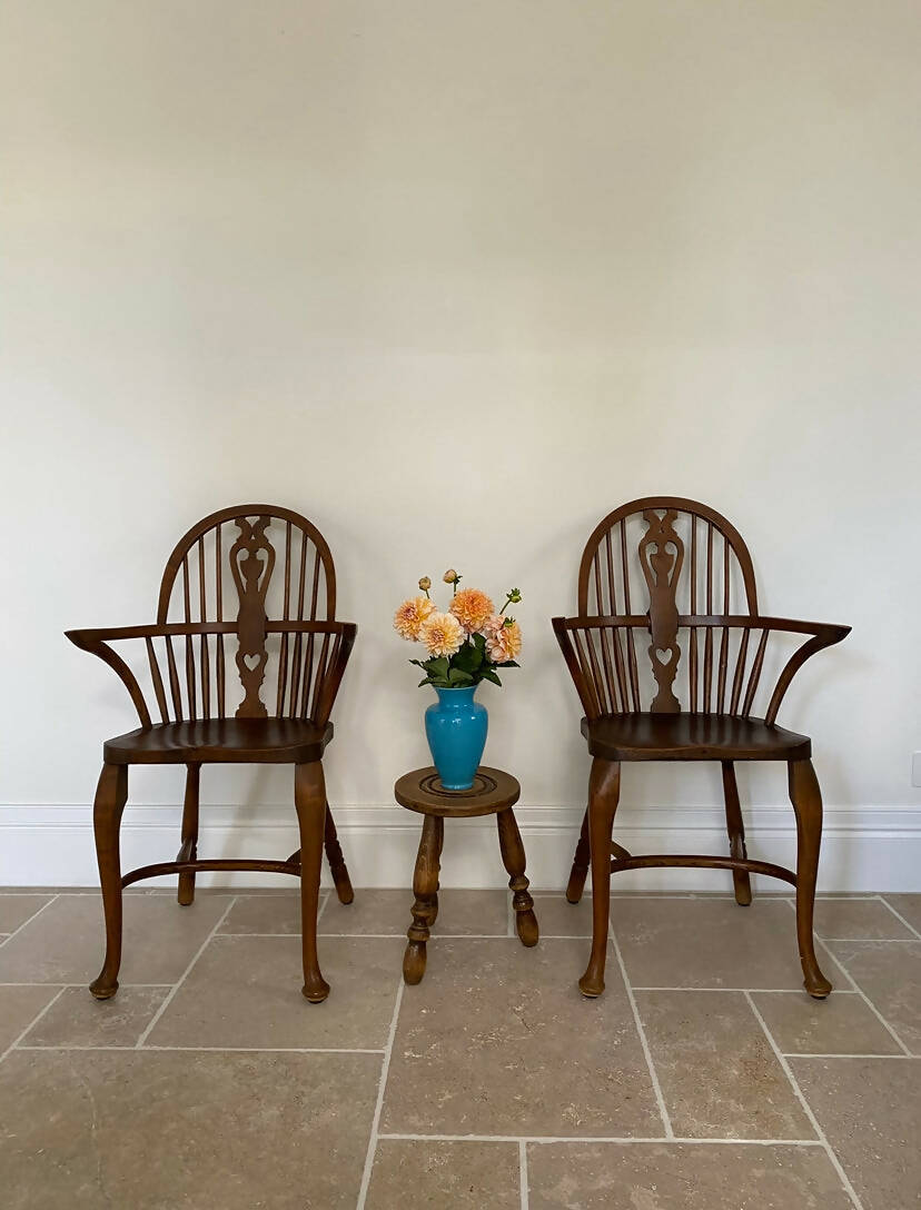 Set of 4 Antique English Elm & Beechwood Windsor Chairs