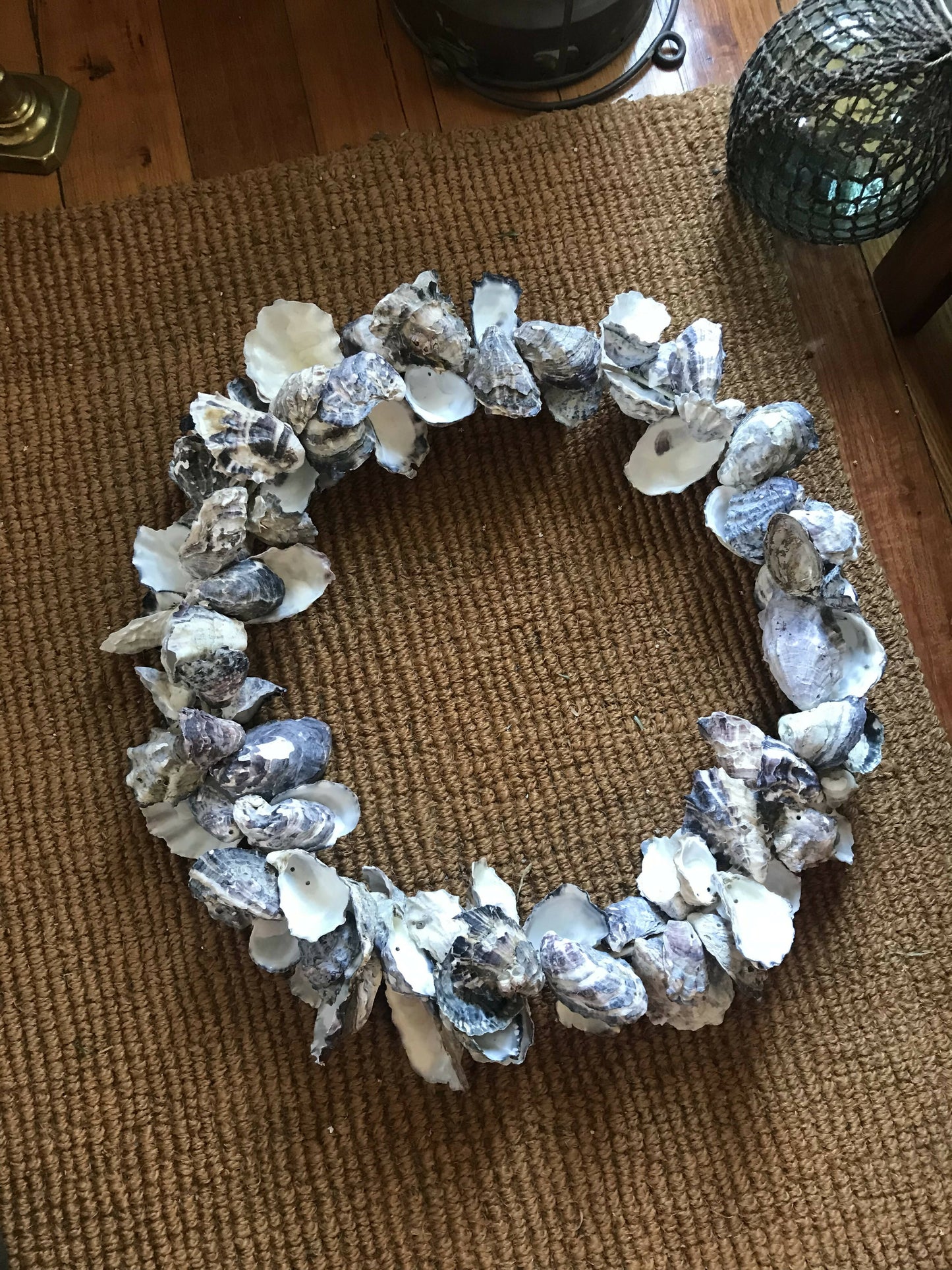 Large Oyster Wreath