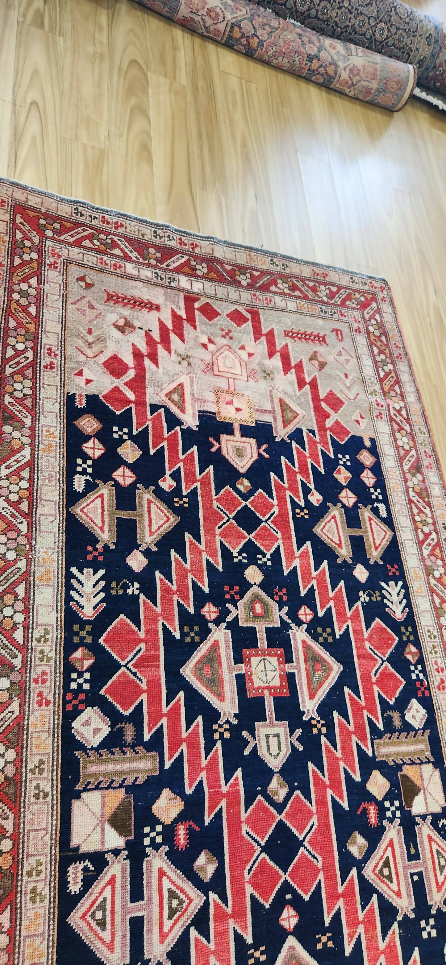 Antique Shirvan