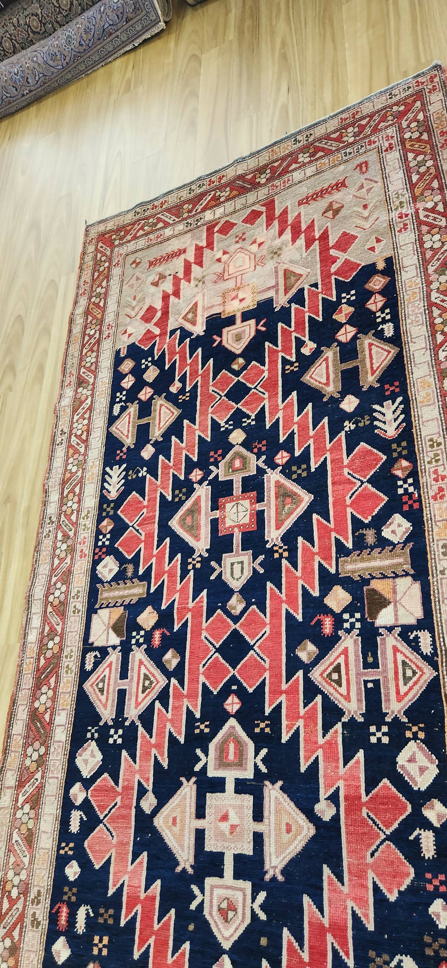 Antique Shirvan